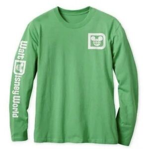 Walt Disney World Women’s Green Long Sleeve Shirt Size Medium